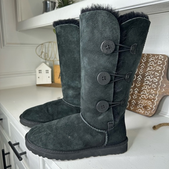 UGG Shoes - UGG Australia Women’s Bailey Button Triplet Tall Black Suede Boots Size 8